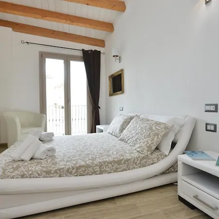 Izzhome Harmony Апартаменты Пула