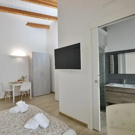 Апартаменты Izzhome Harmony