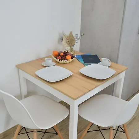 Izzhome Harmony Пула